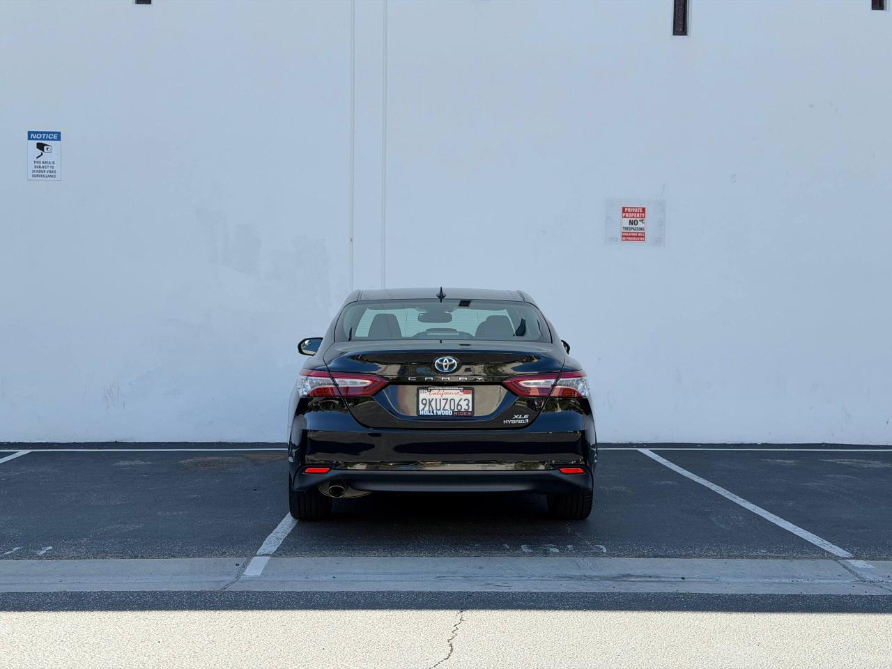Toyota Camry Hybrid XLE 2019