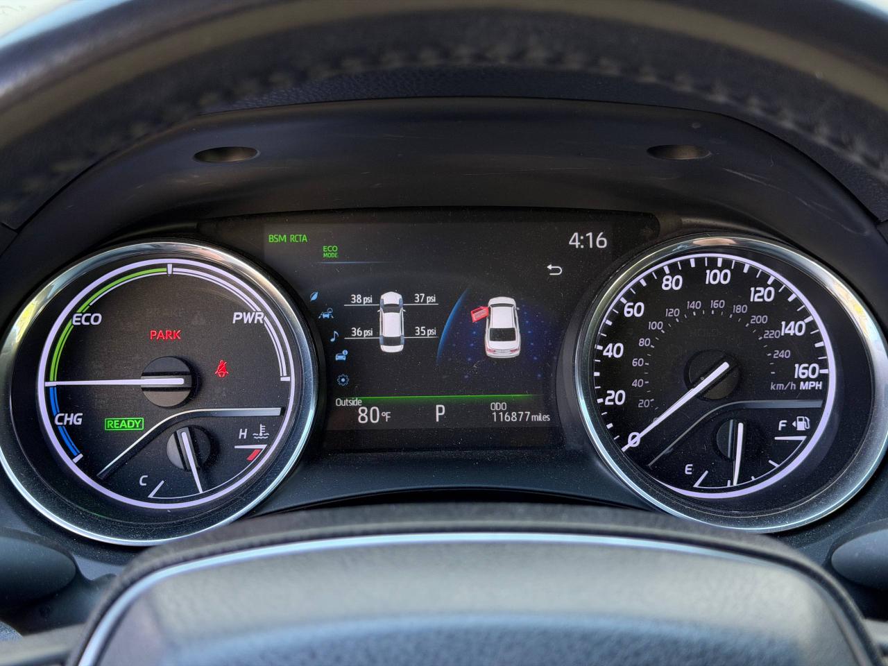 Toyota Camry Hybrid XLE 2019