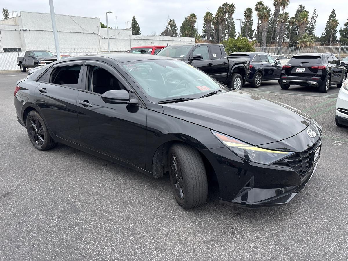 Hyundai Elantra SEL 2022