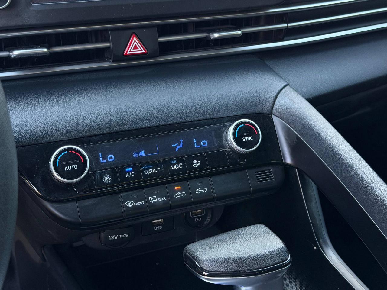 Hyundai Elantra SEL 2022