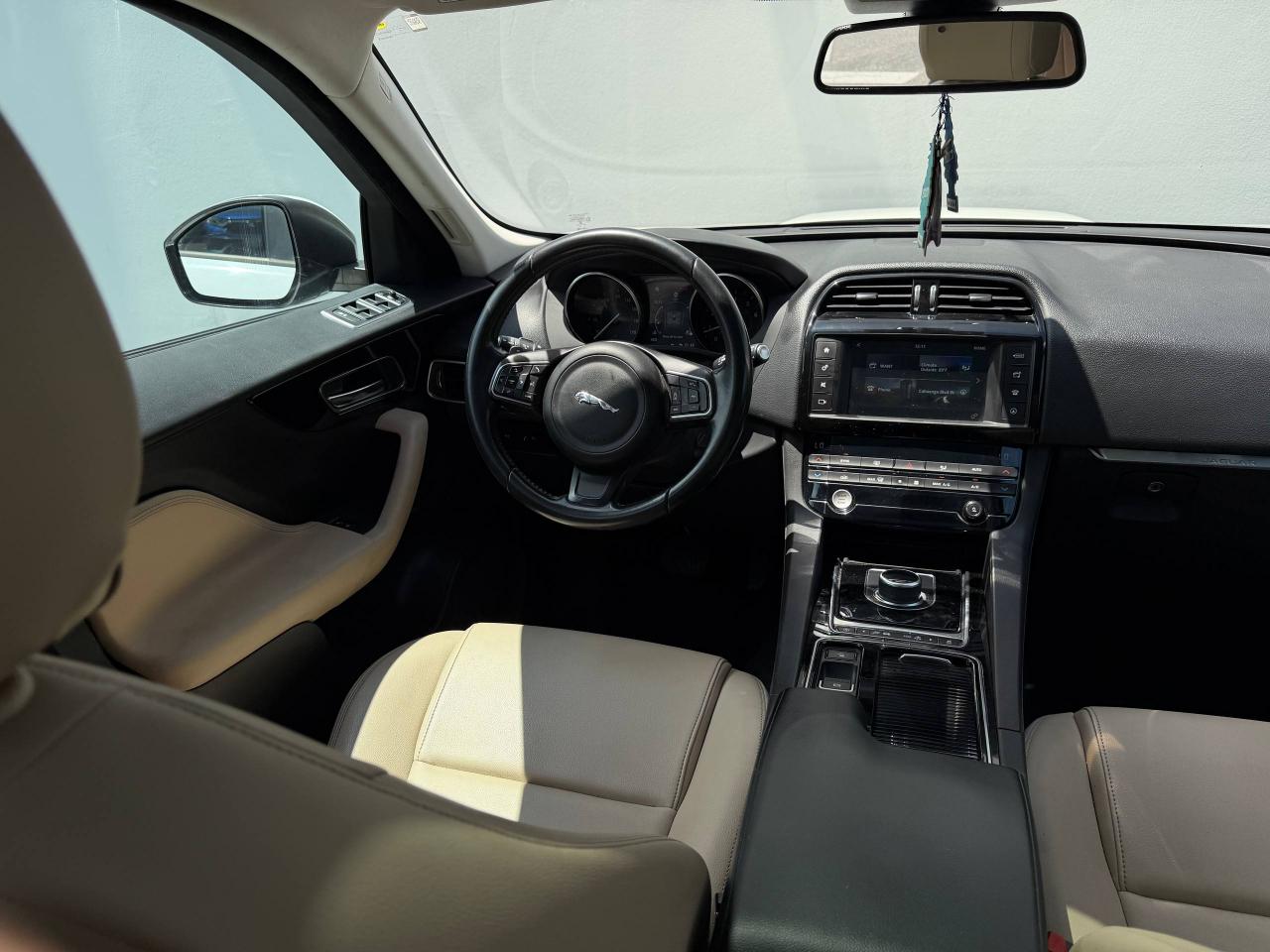 Jaguar F-Pace 25t 2018