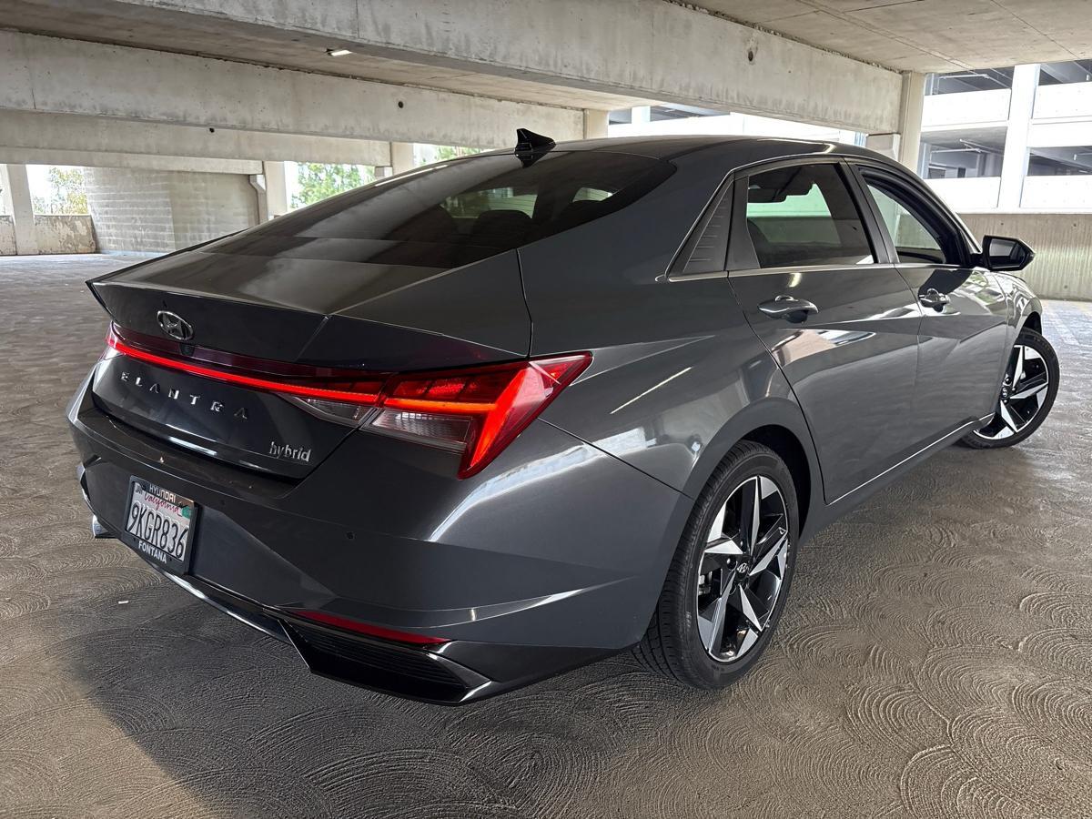 Hyundai Elantra Limited Hybrid 2023