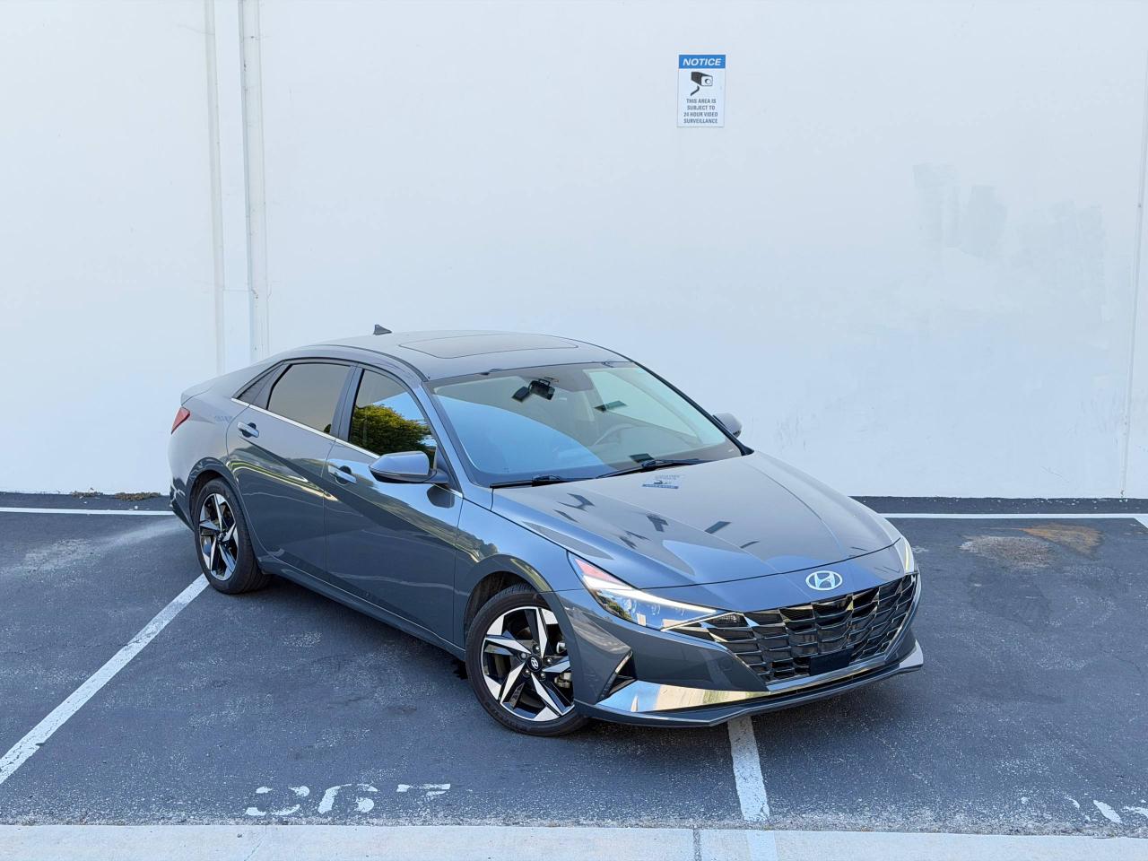 Hyundai Elantra Limited Hybrid 2023