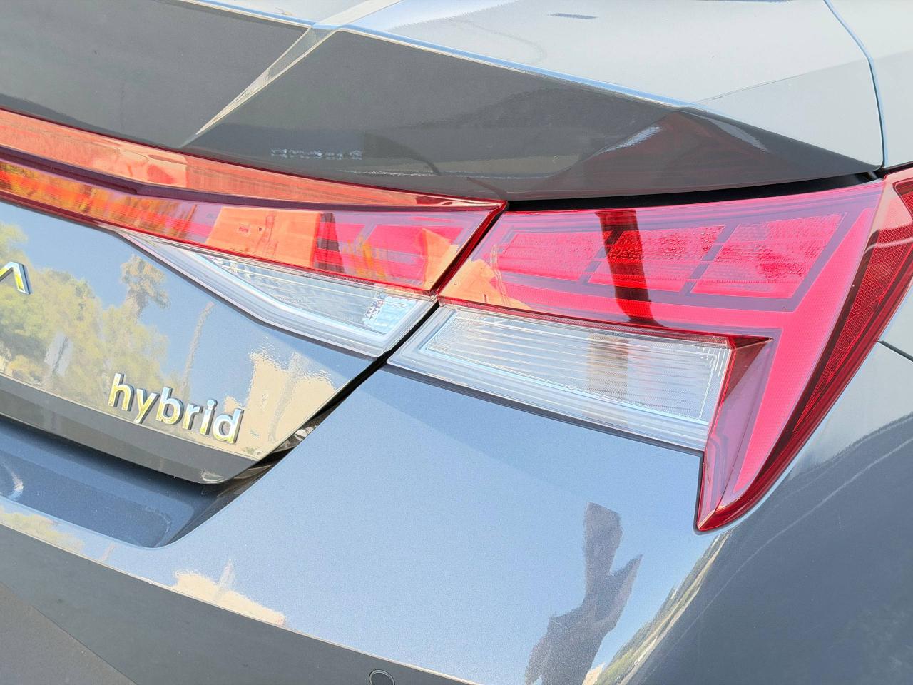Hyundai Elantra Limited Hybrid 2023