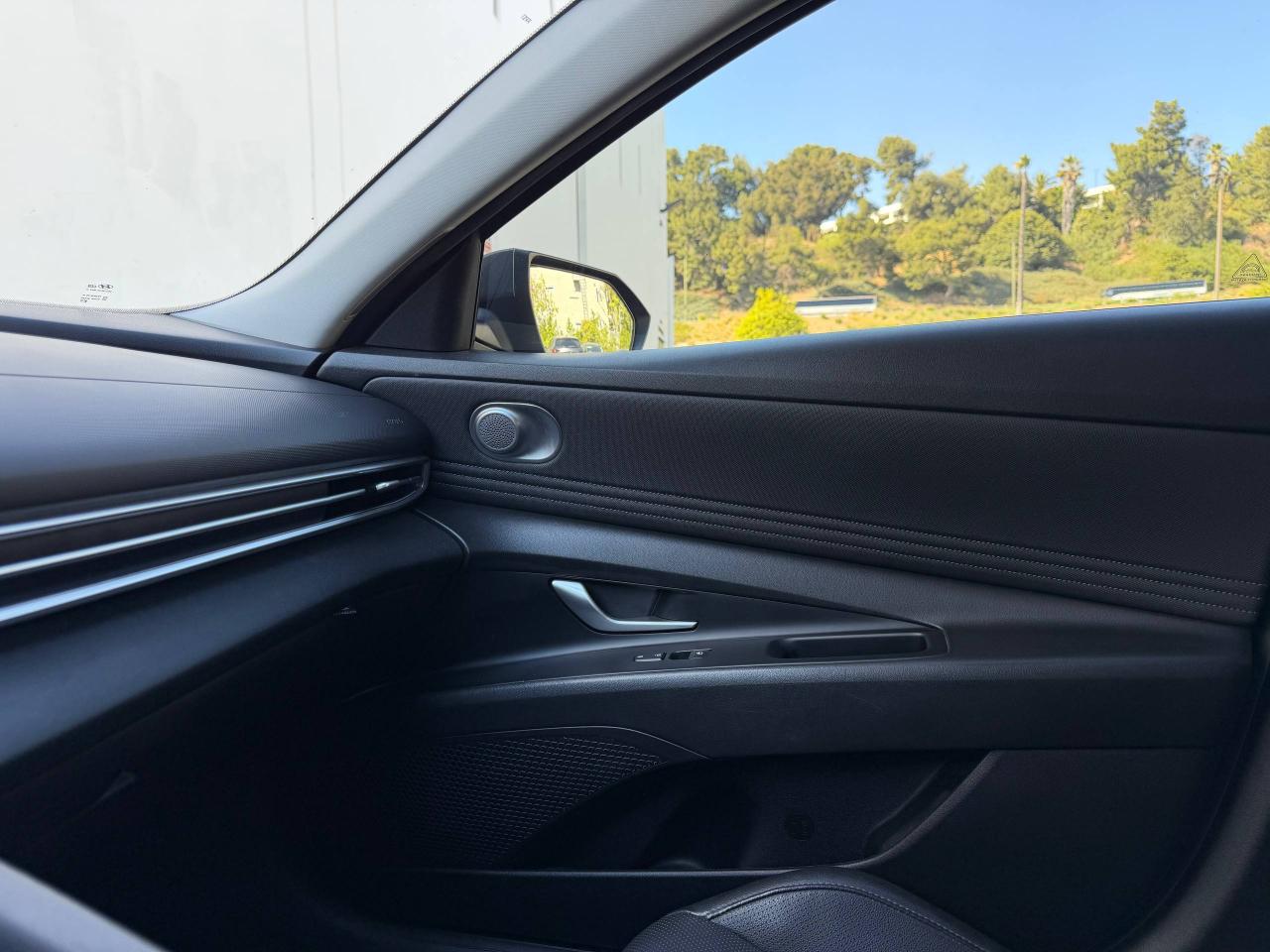 Hyundai Elantra Limited Hybrid 2023