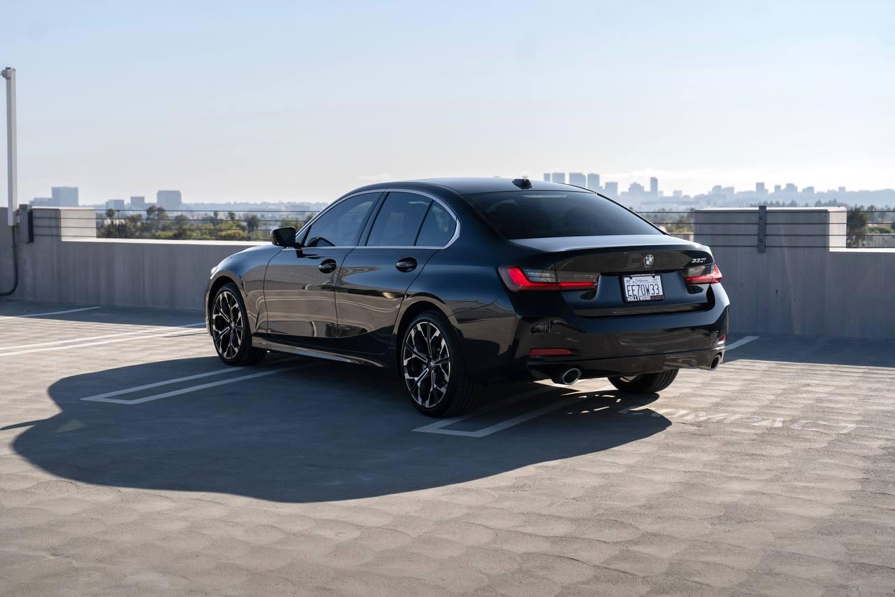 BMW 3-Series 330i 2025