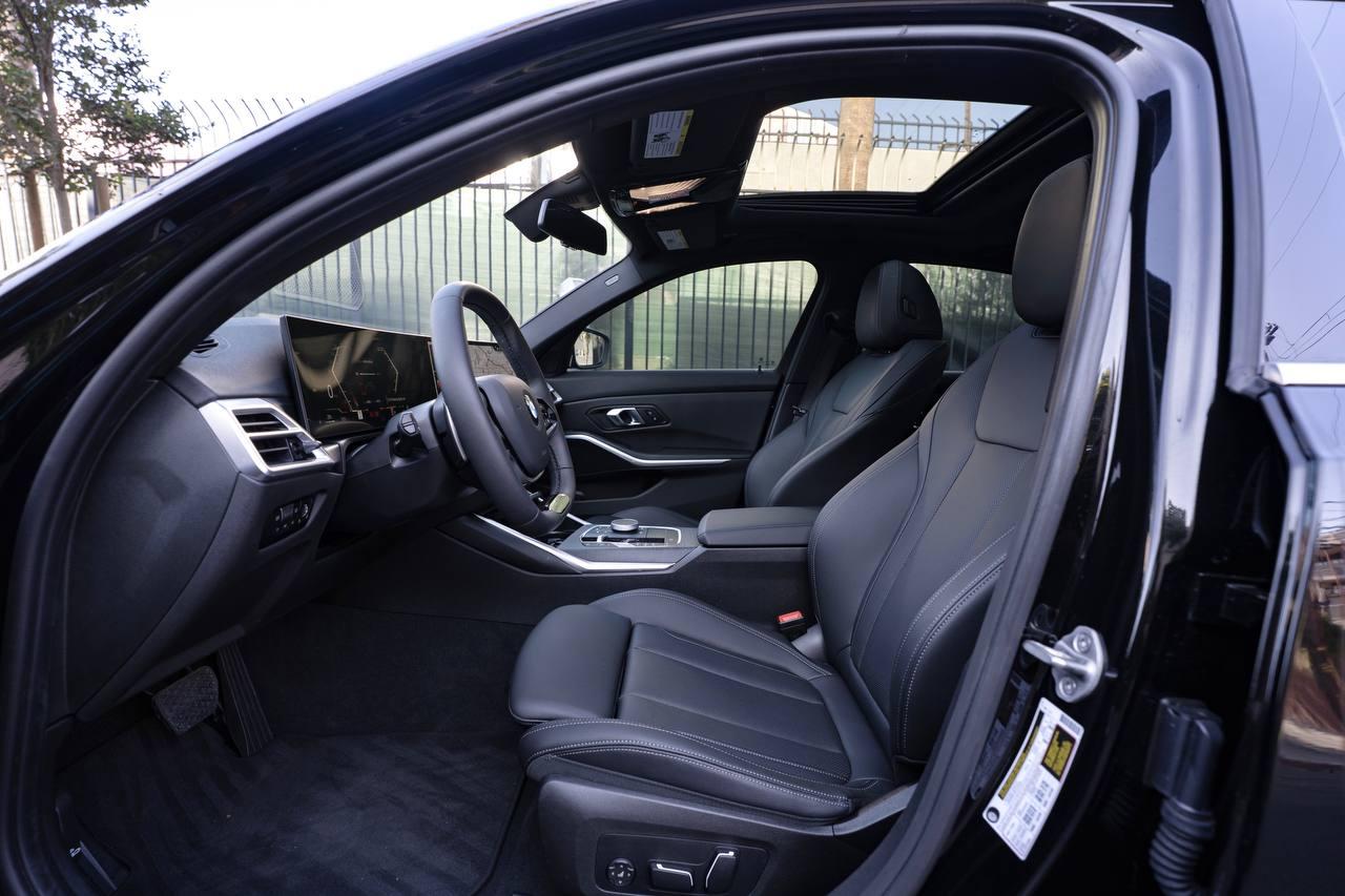 BMW 3-Series 330i 2025