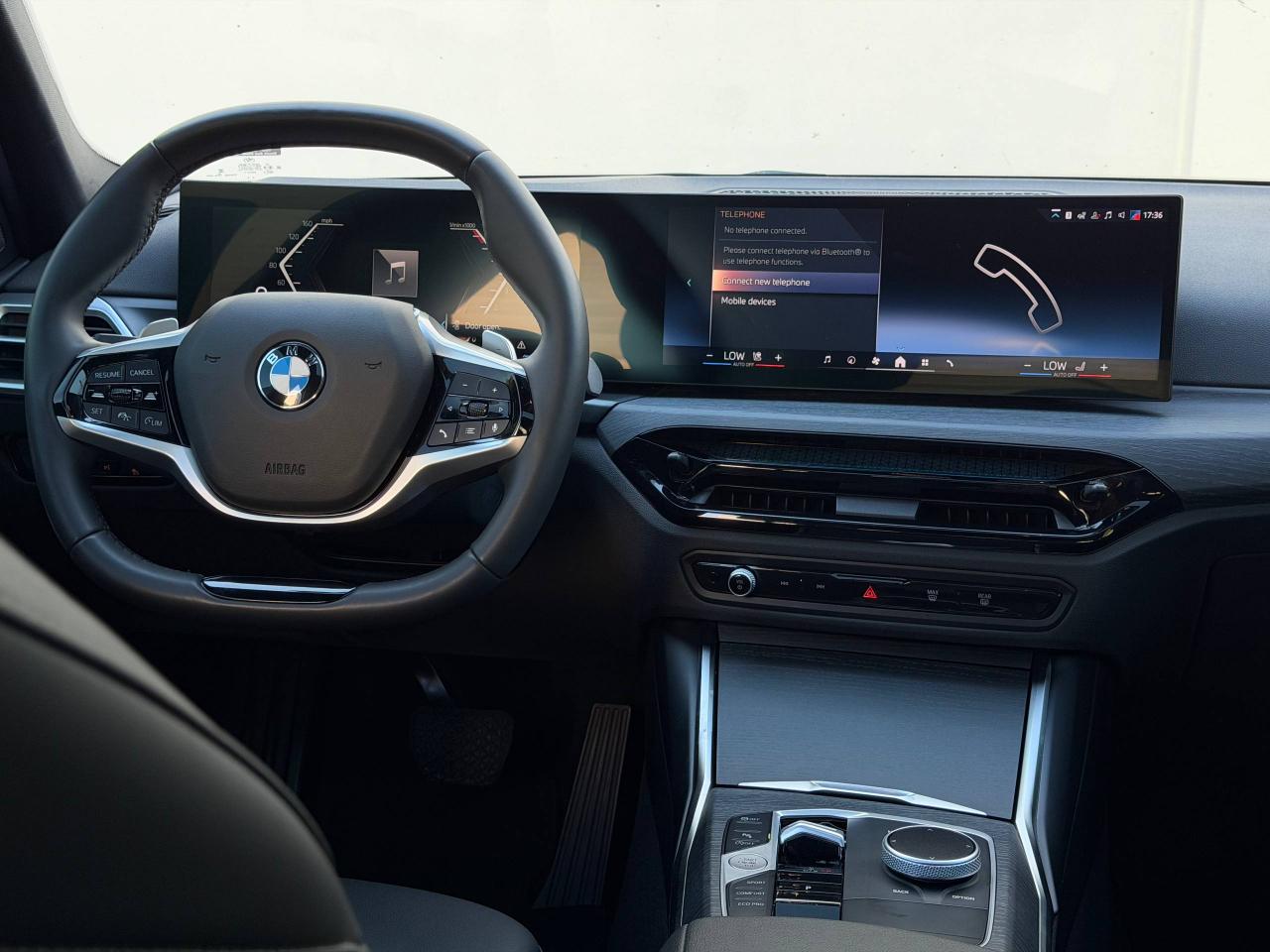 BMW 3-Series 330i 2025