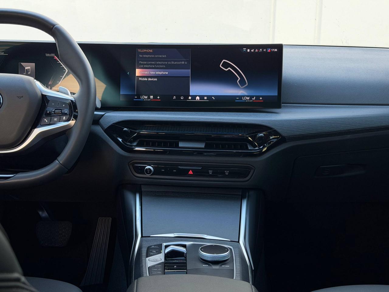 BMW 3-Series 330i 2025