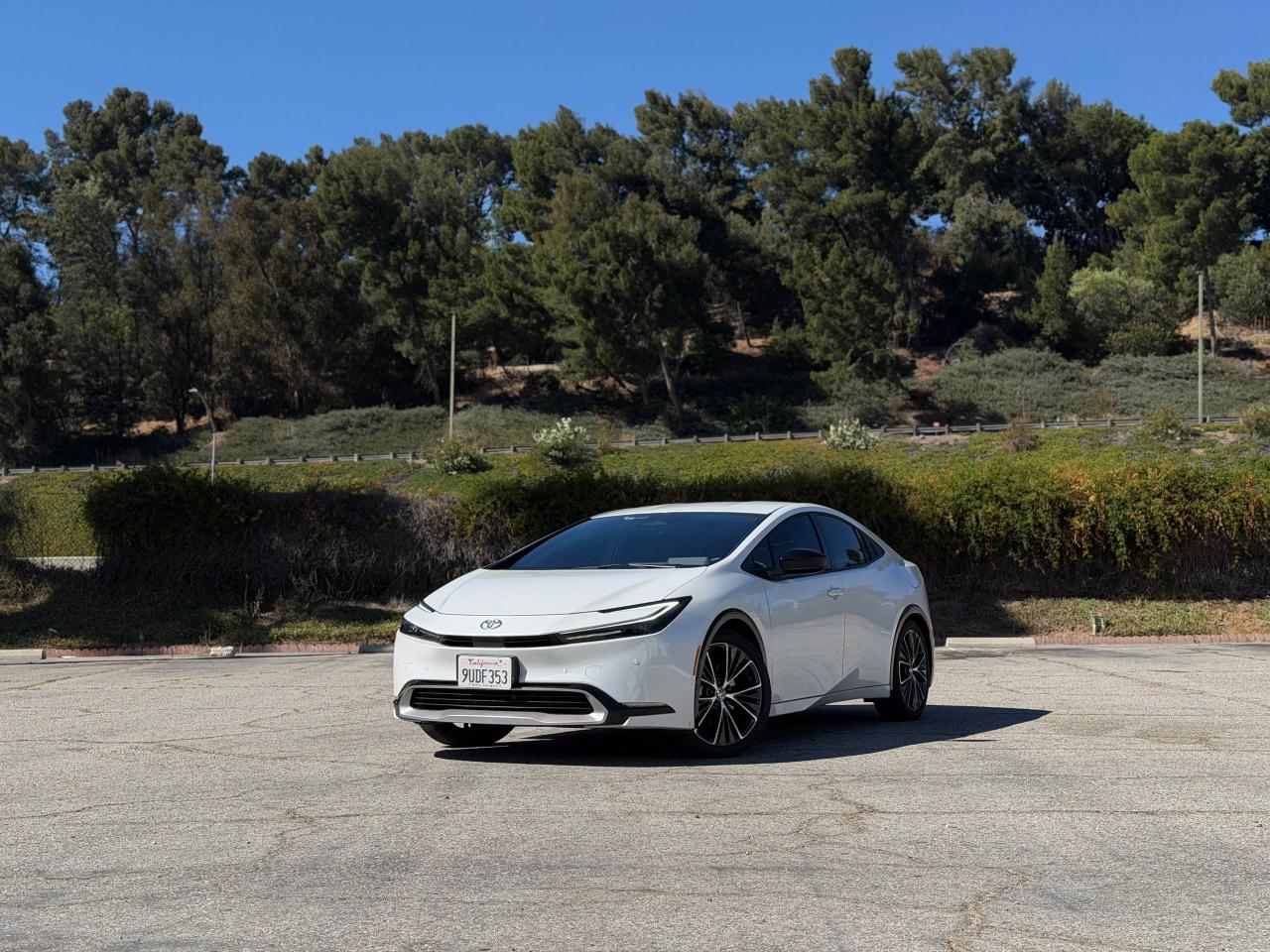 White 2025 Toyota Prius Plug-In Hybrid Hatchback Front-Wheel Drive Automatic