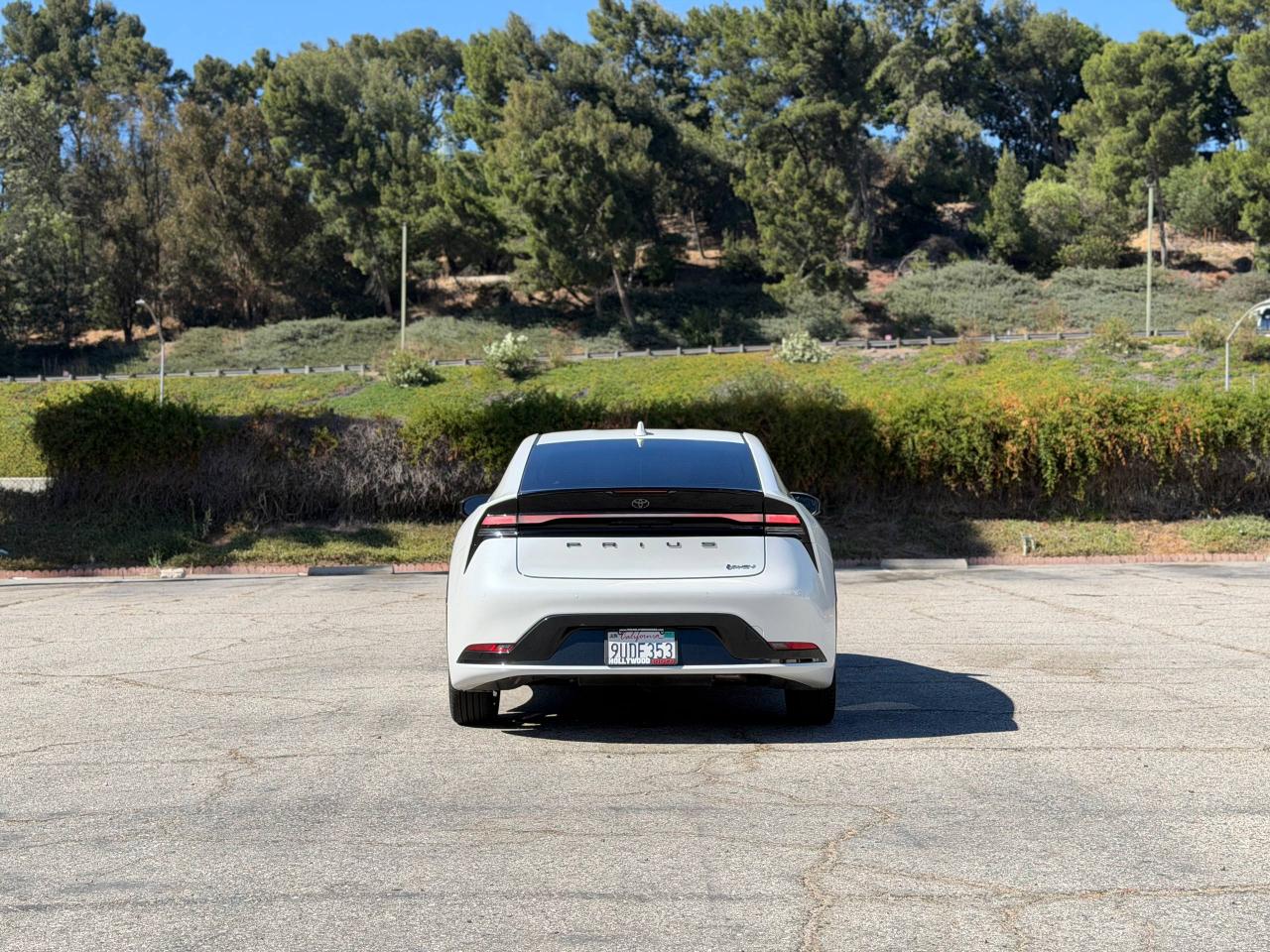 Toyota Prius Plug-In Hybrid SE 2025