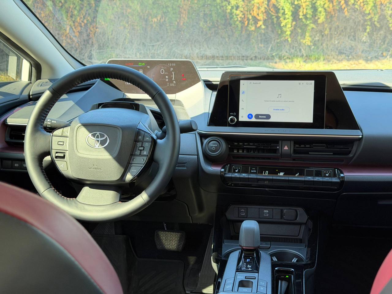 Toyota Prius Plug-In Hybrid SE 2025