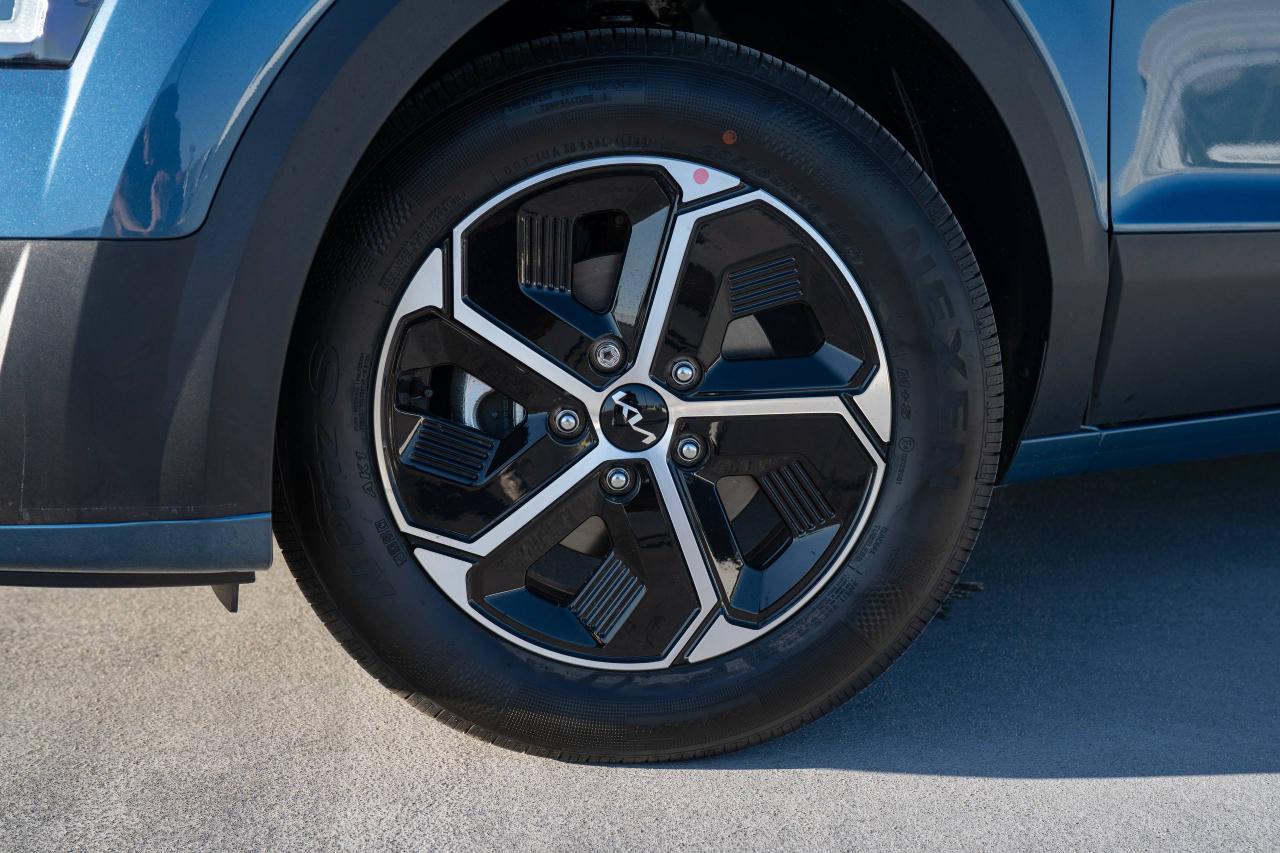 Kia Niro EX 2025