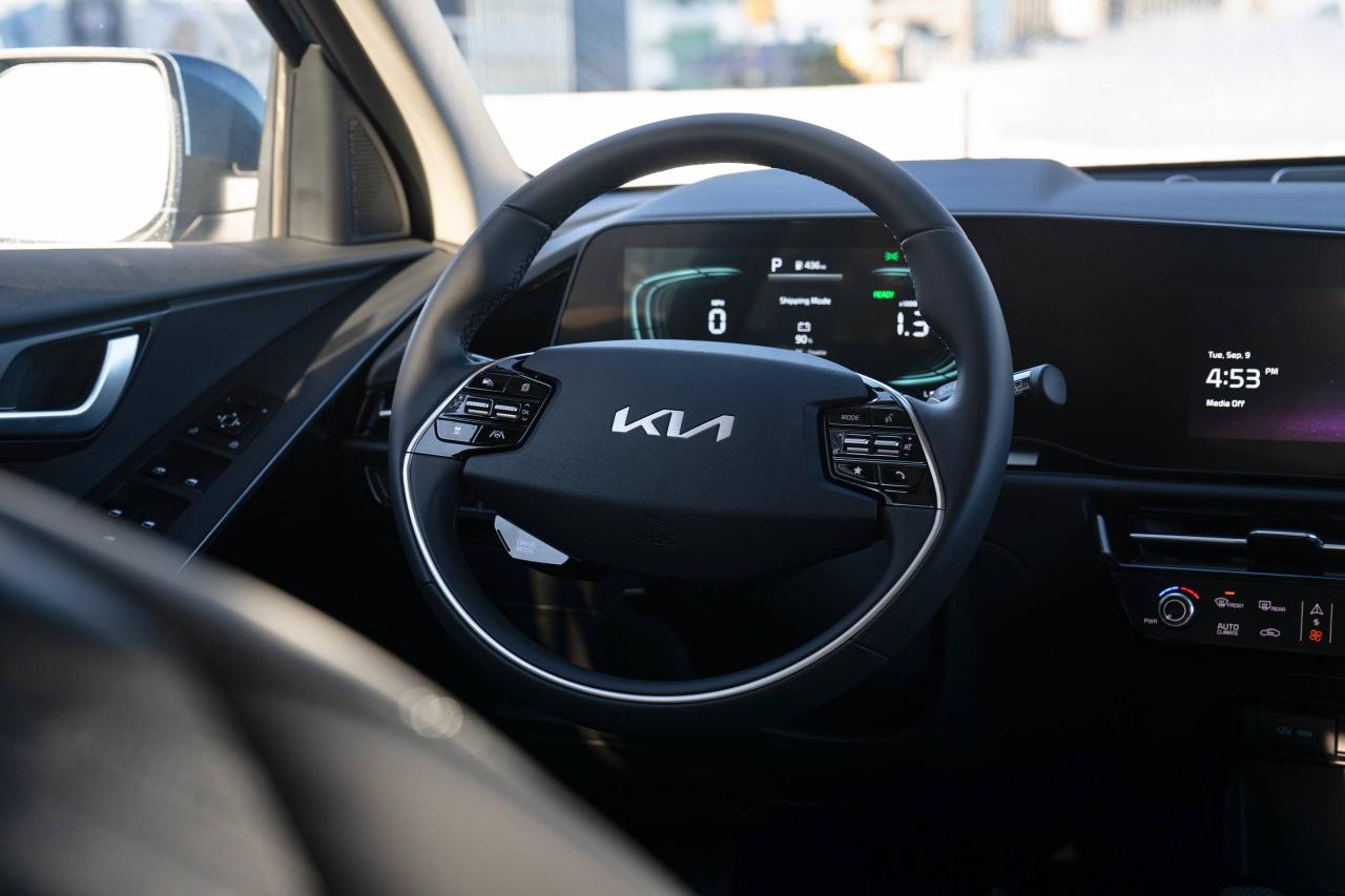 Kia Niro EX 2025