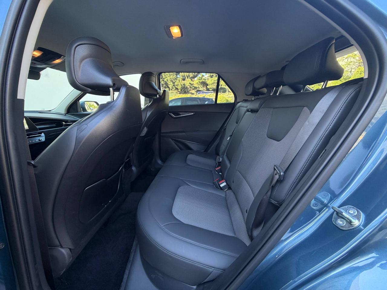 Kia Niro EX 2025