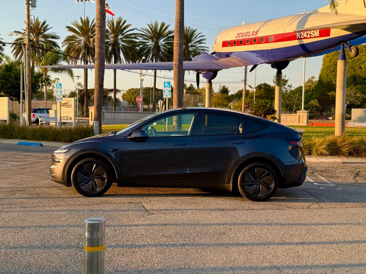 Tesla Model Y Long Range 2026