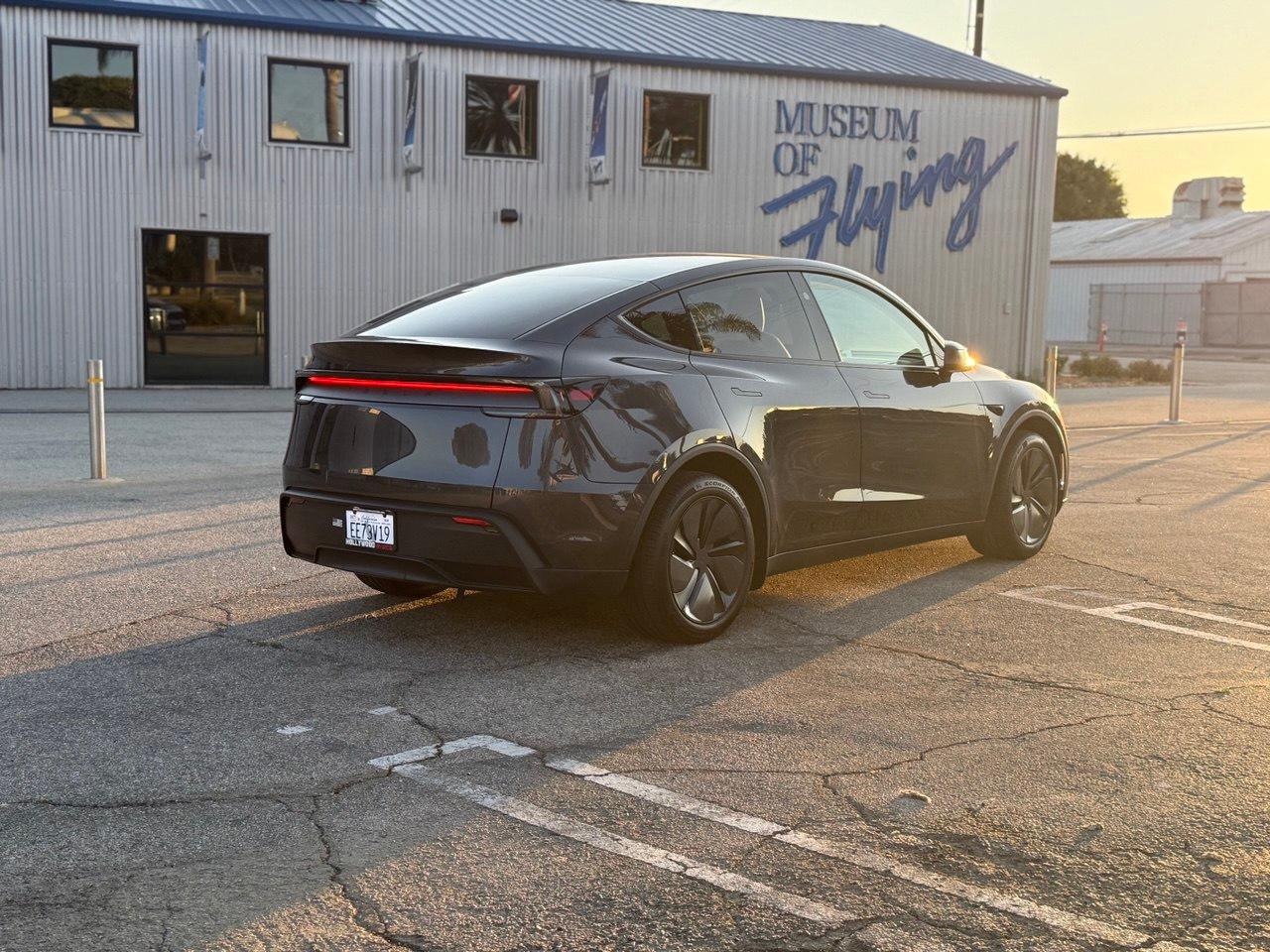 Tesla Model Y Long Range 2026