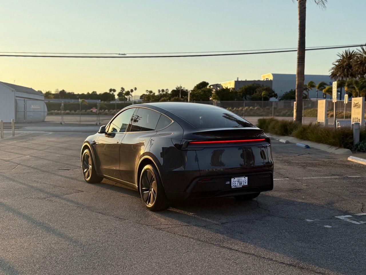 Tesla Model Y Long Range 2026