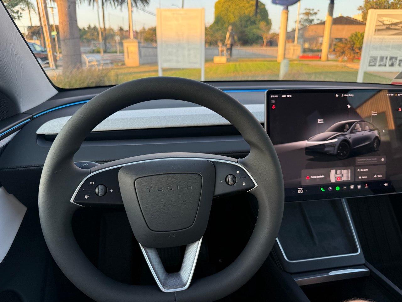 Tesla Model Y Long Range 2026