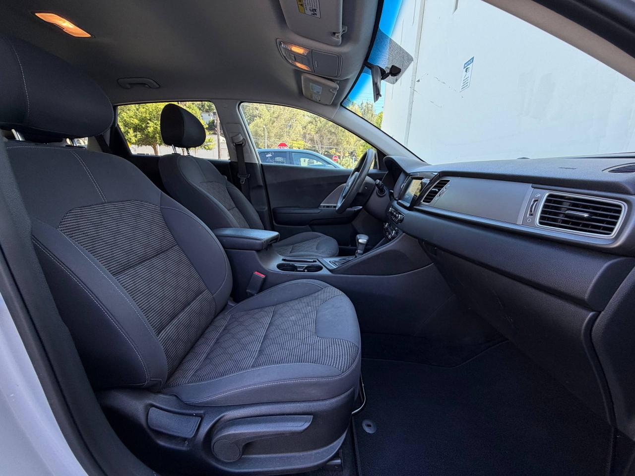 Kia Niro LX 2019