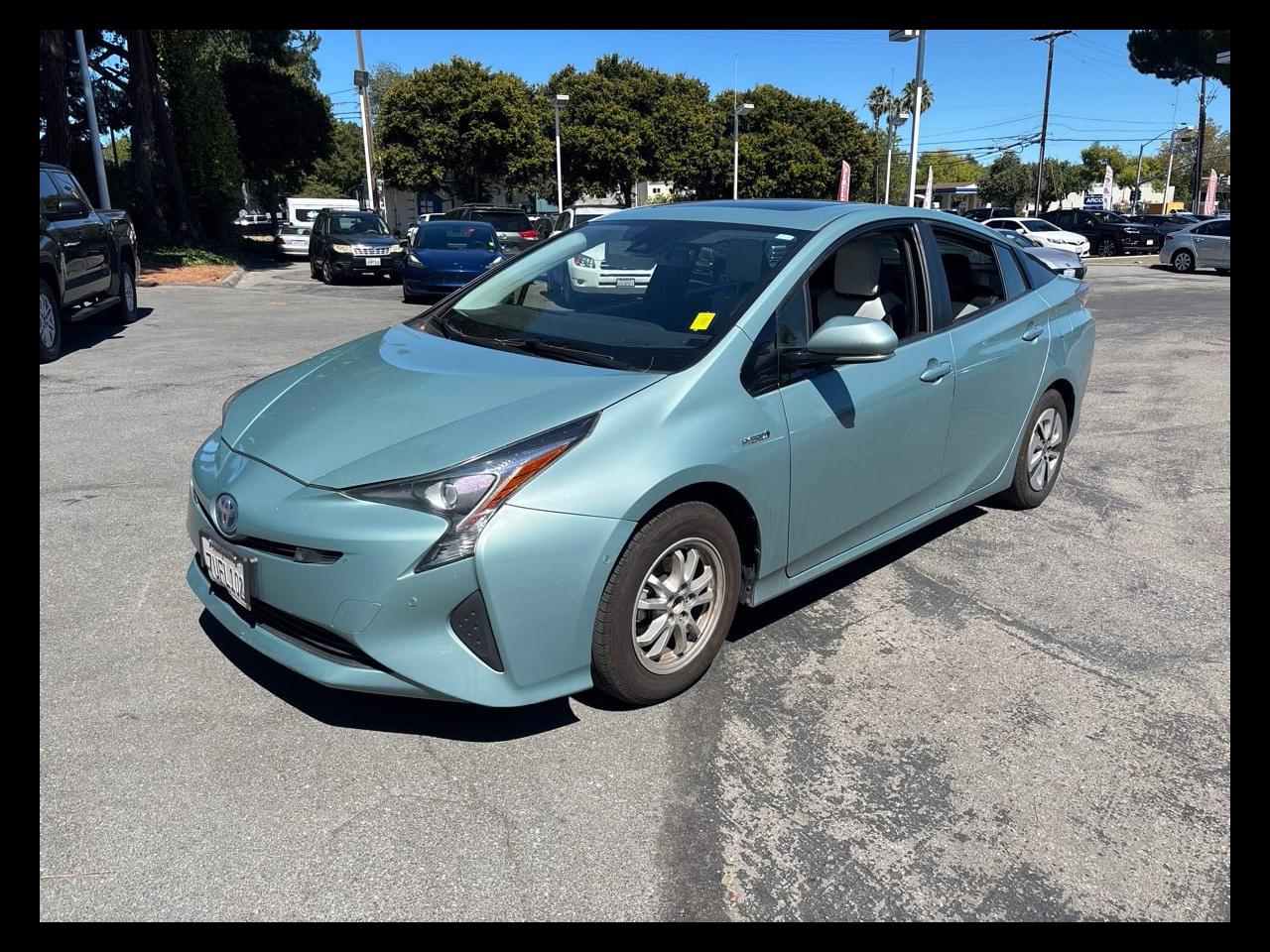 Toyota Prius Two Eco 2016