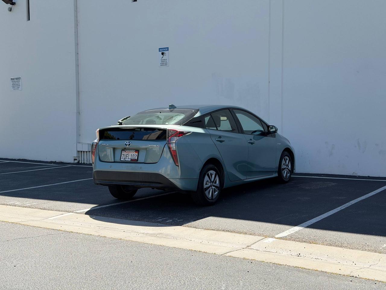 Toyota Prius Two Eco 2016