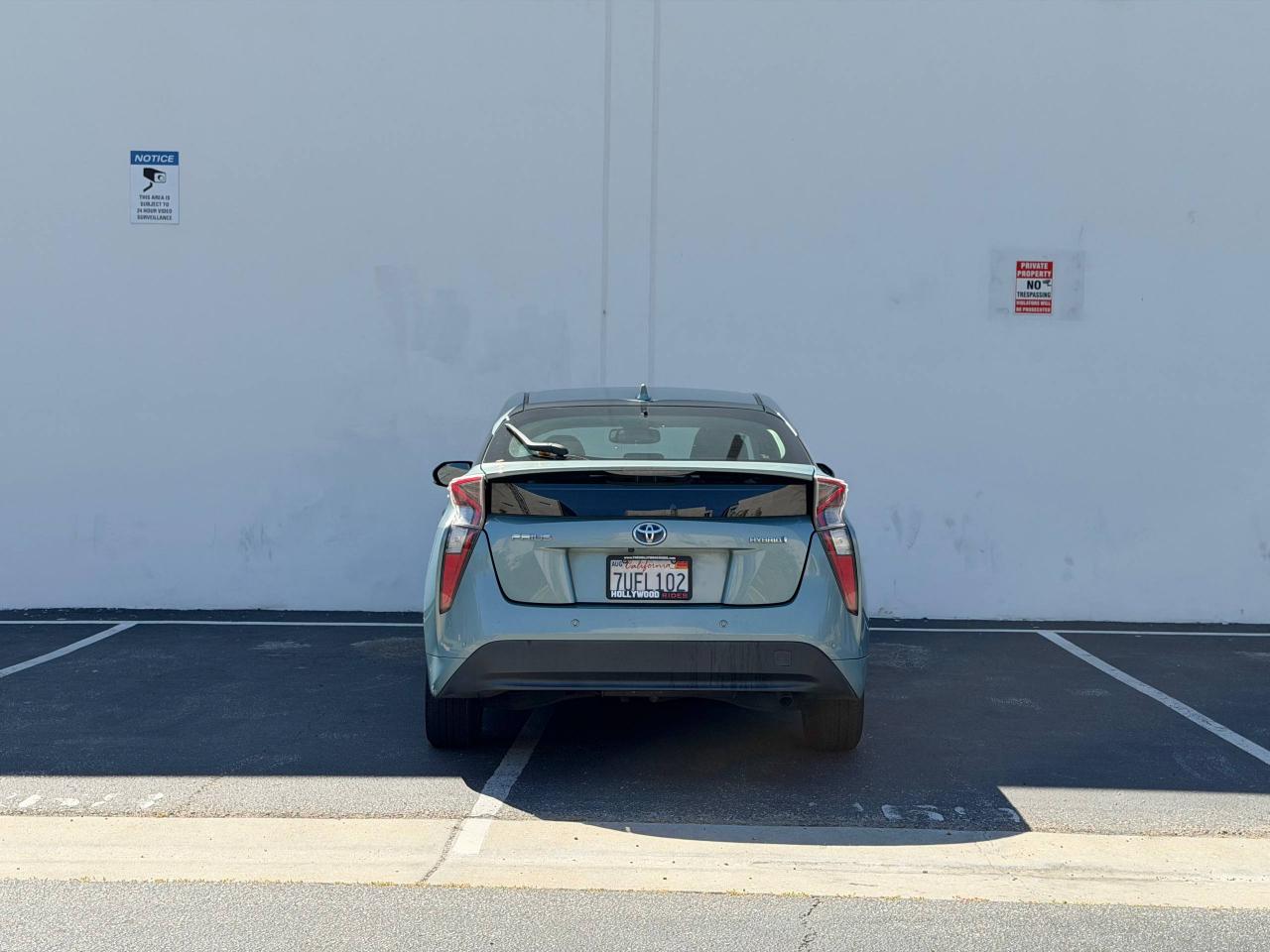 Toyota Prius Two Eco 2016