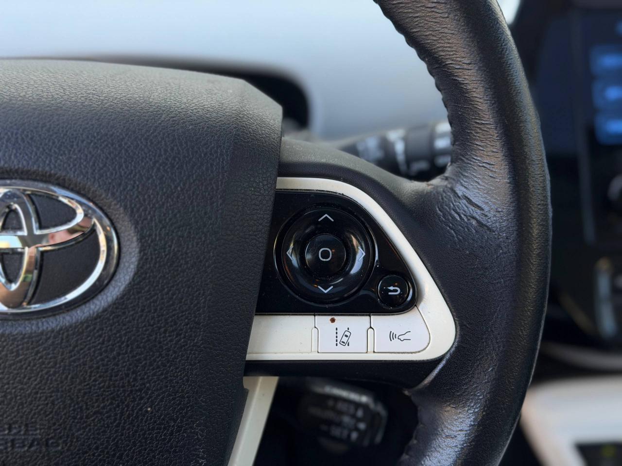 Toyota Prius Two Eco 2016