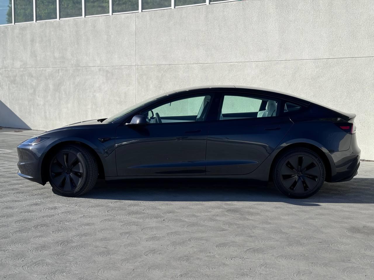Tesla Model 3 Long Range 2025