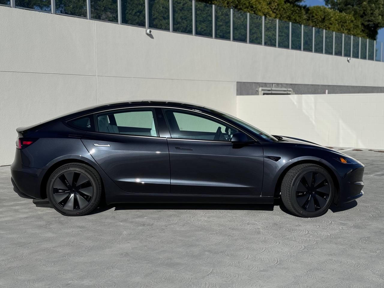 Tesla Model 3 Long Range 2025