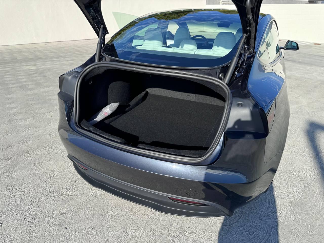 Tesla Model 3 Long Range 2025