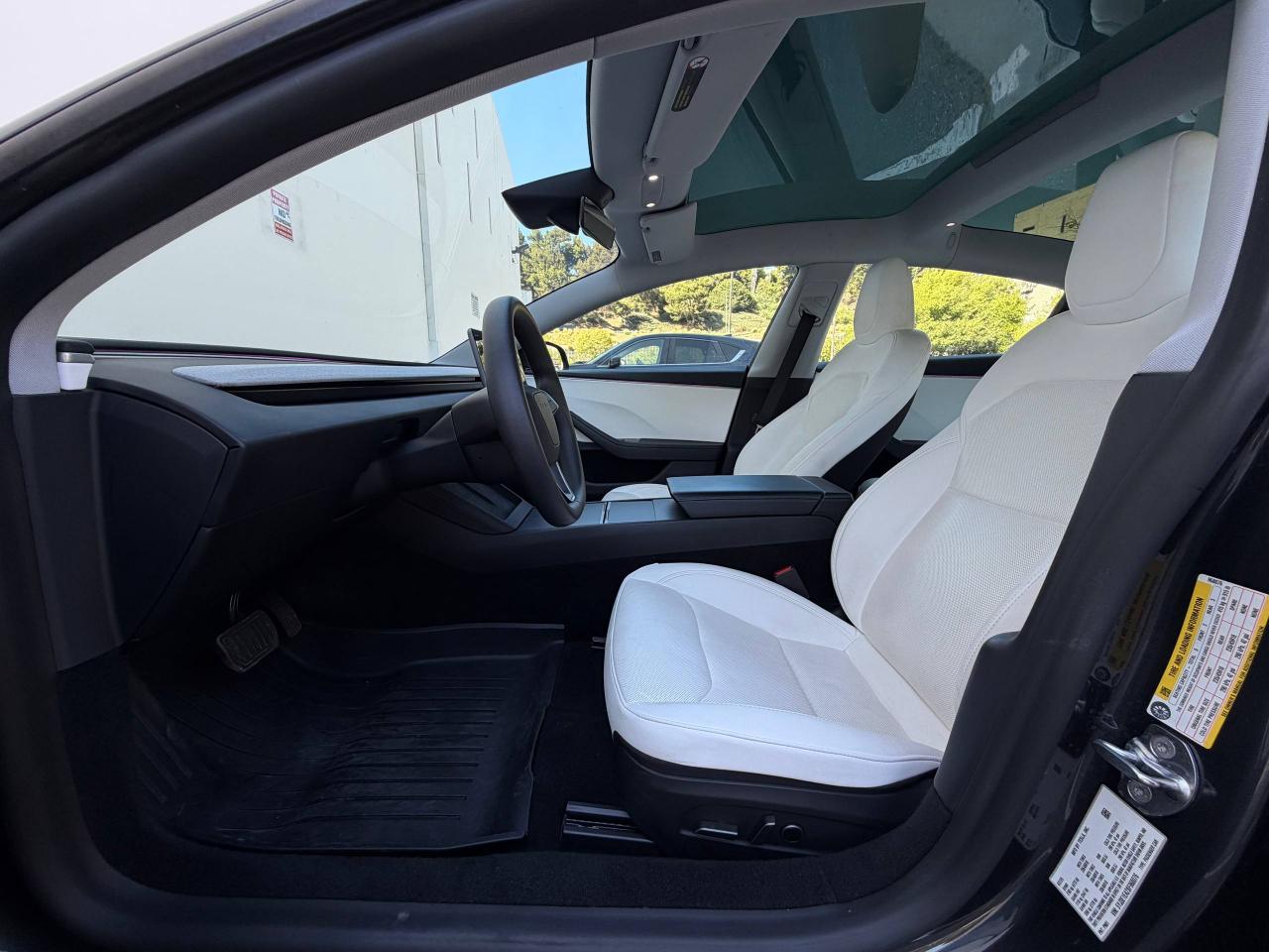 Tesla Model 3 Long Range 2025