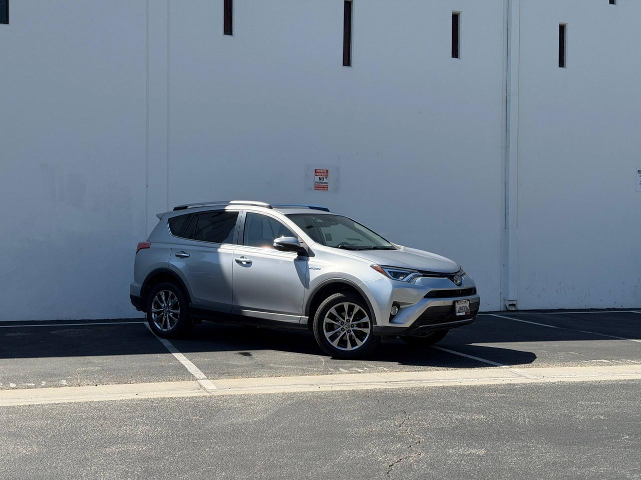 Toyota RAV4 Hybrid Limited 2017