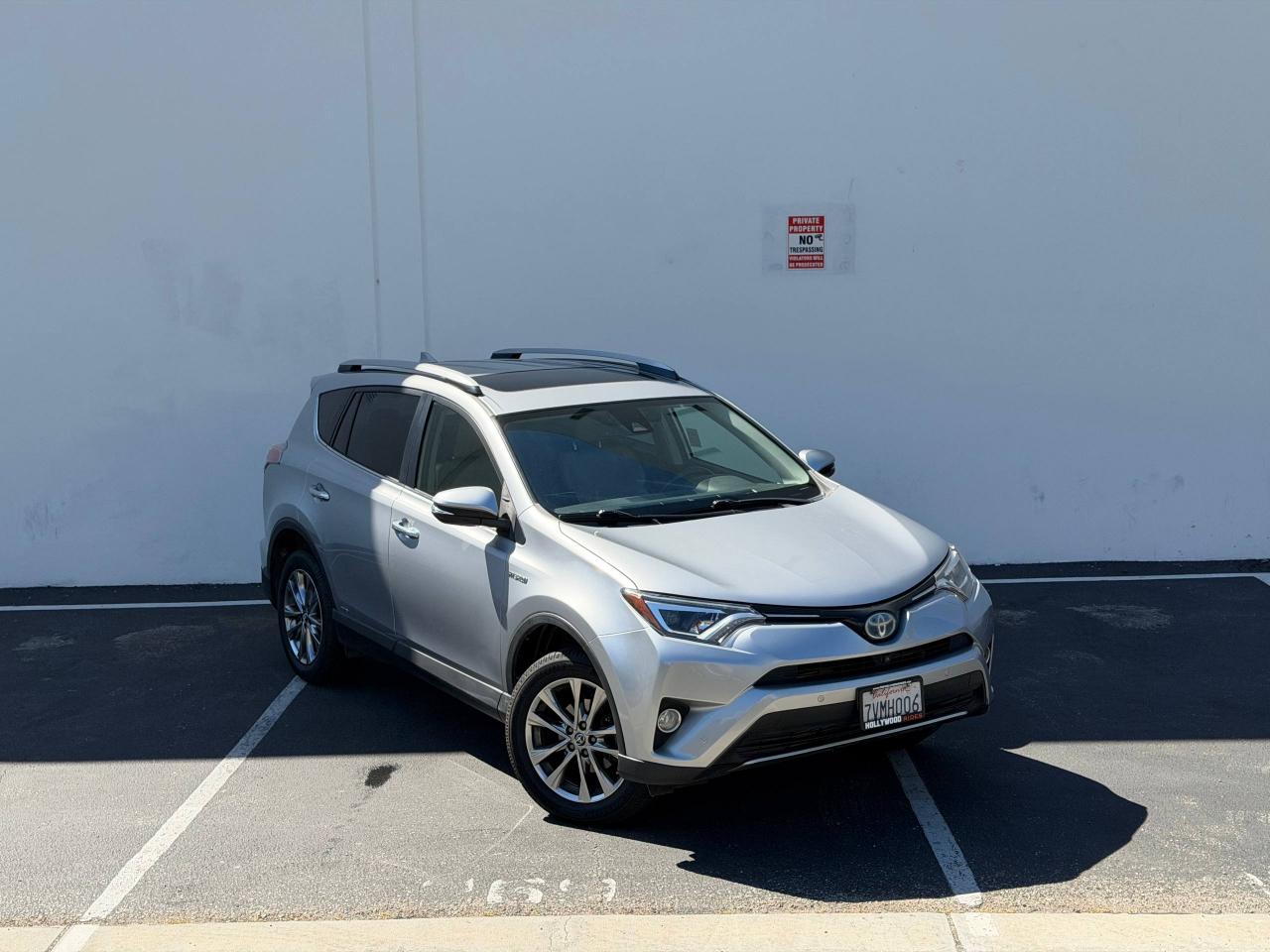 Toyota RAV4 Hybrid Limited 2017