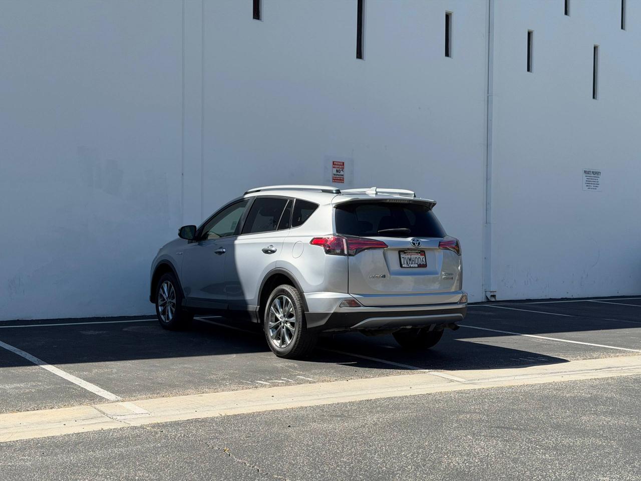 Toyota RAV4 Hybrid Limited 2017