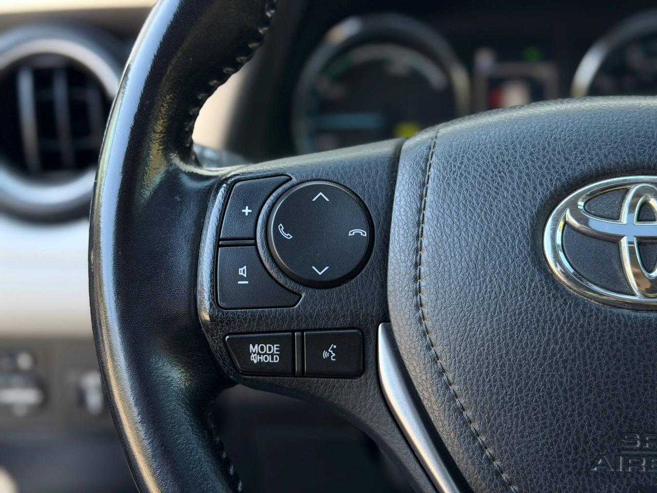 Toyota RAV4 Hybrid Limited 2017