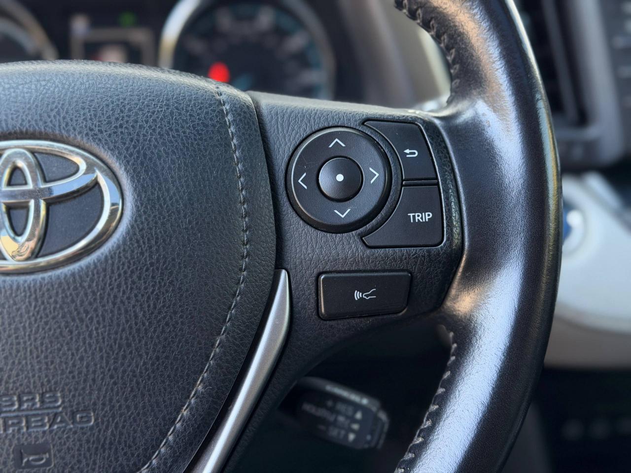 Toyota RAV4 Hybrid Limited 2017