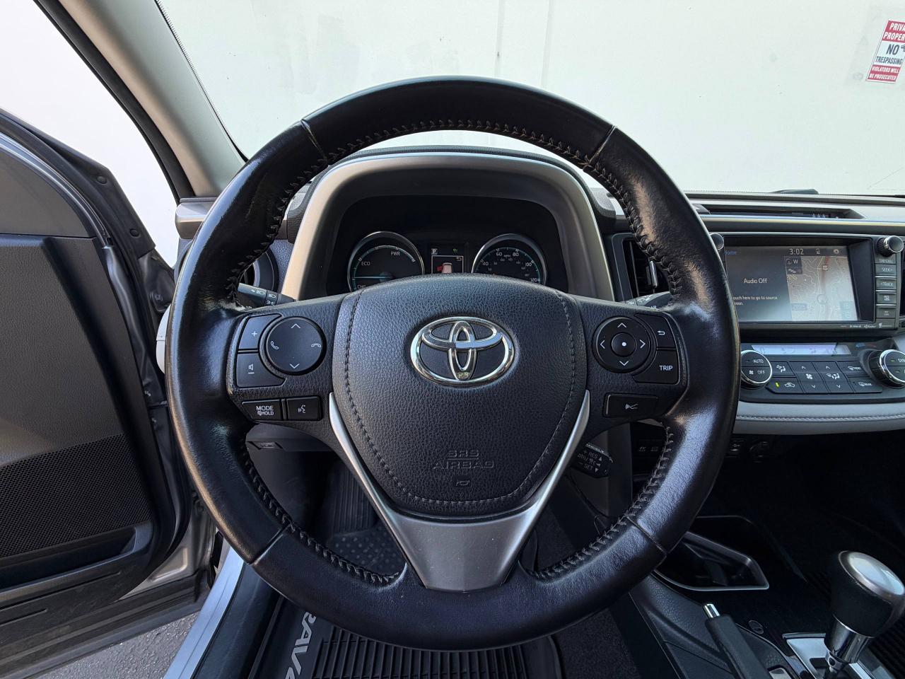 Toyota RAV4 Hybrid Limited 2017