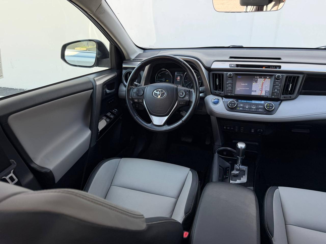 Toyota RAV4 Hybrid Limited 2017