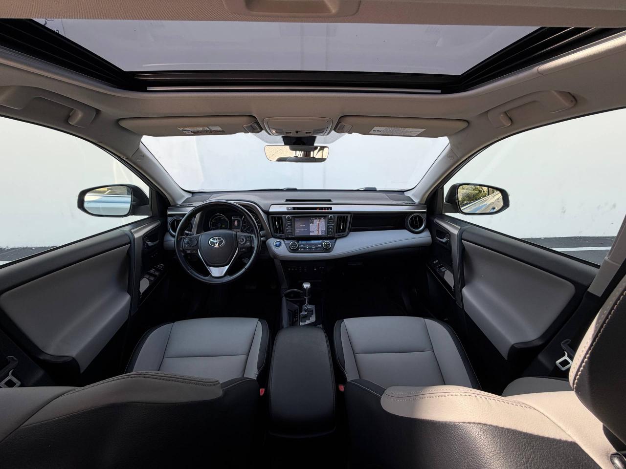 Toyota RAV4 Hybrid Limited 2017