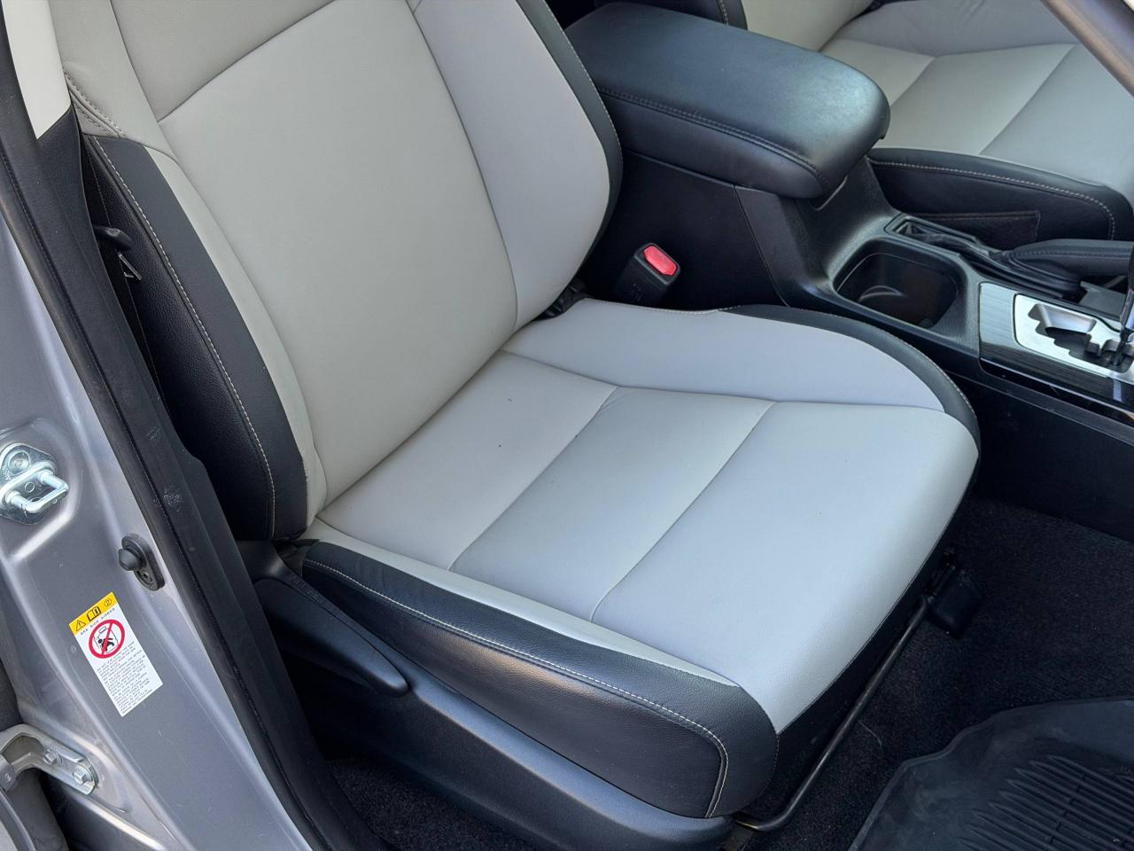 Toyota RAV4 Hybrid Limited 2017