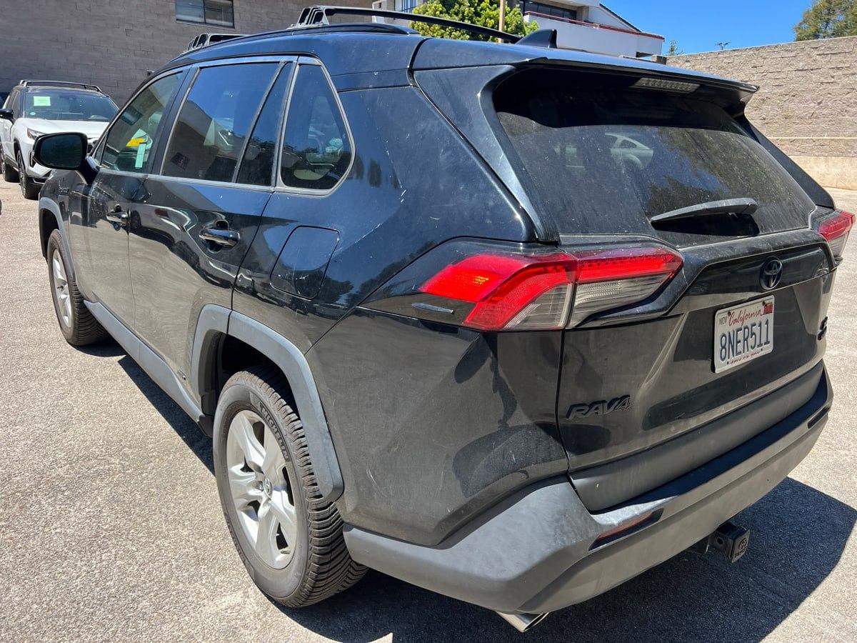 Toyota RAV4 Hybrid XLE 2020