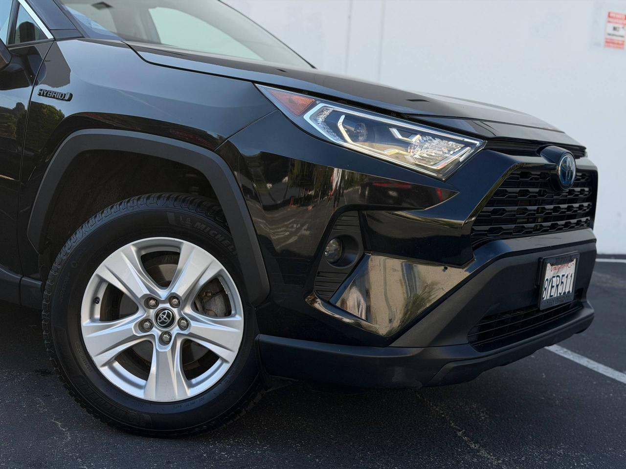Toyota RAV4 Hybrid XLE 2020