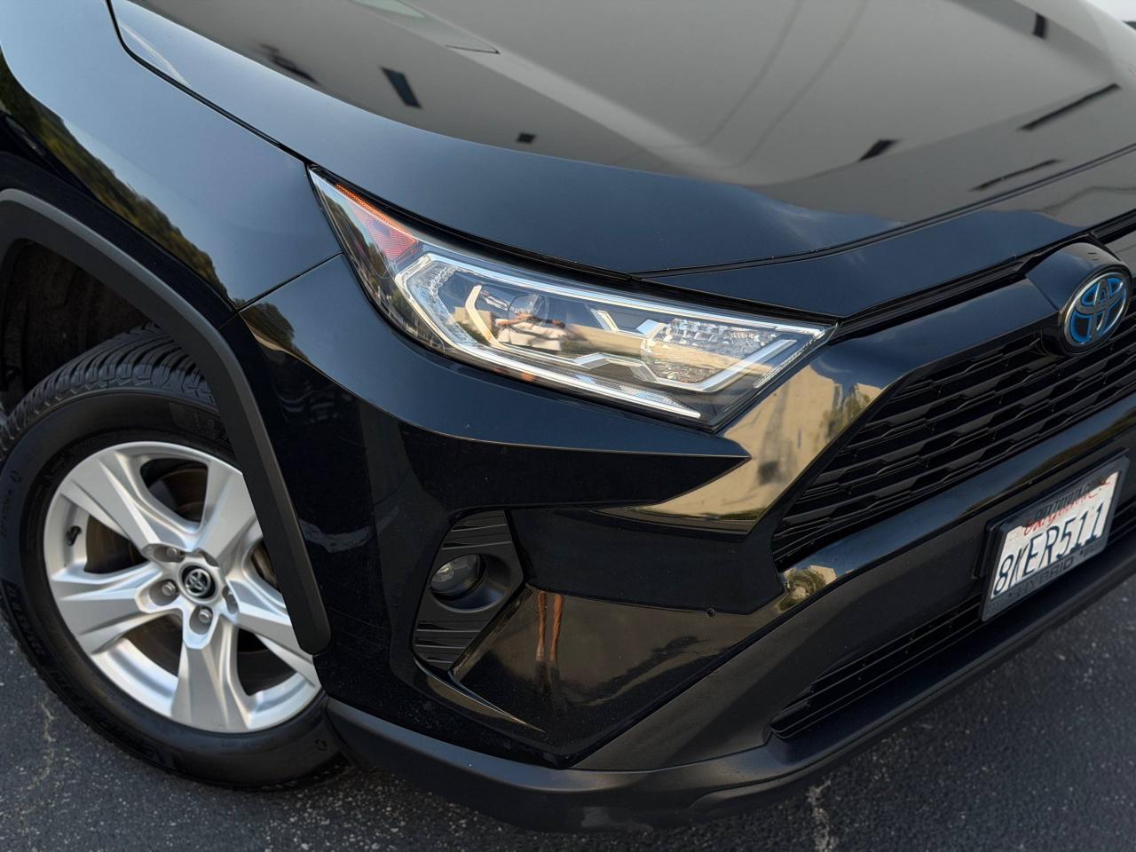 Toyota RAV4 Hybrid XLE 2020