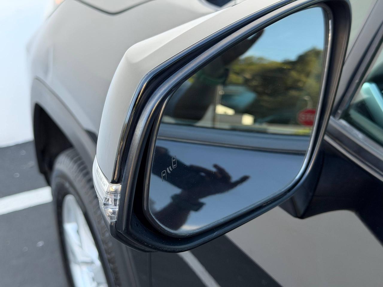 Toyota RAV4 Hybrid XLE 2020