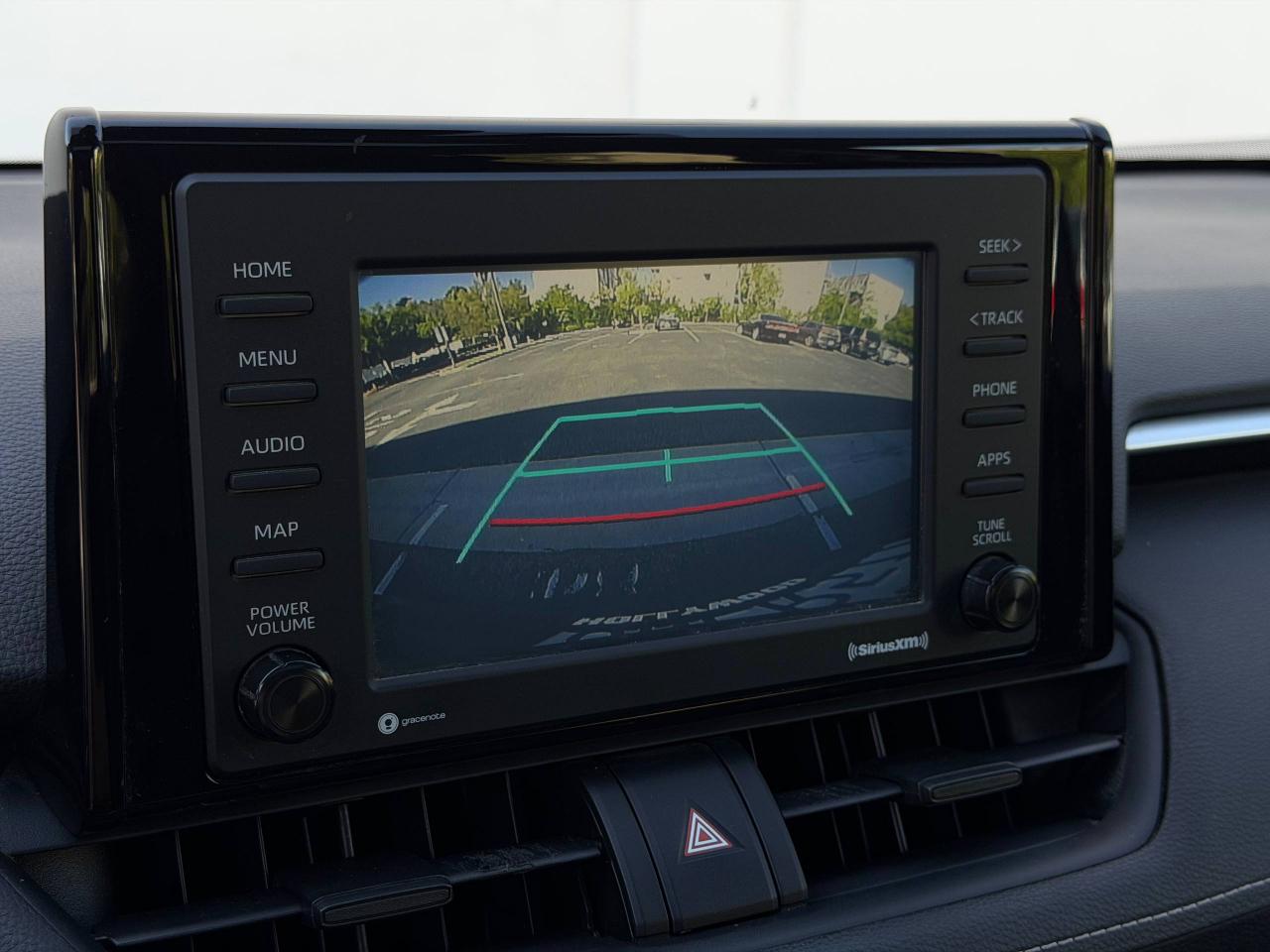 Toyota RAV4 Hybrid XLE 2020