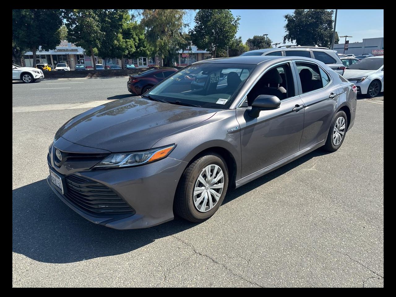 Toyota Camry Hybrid LE 2020
