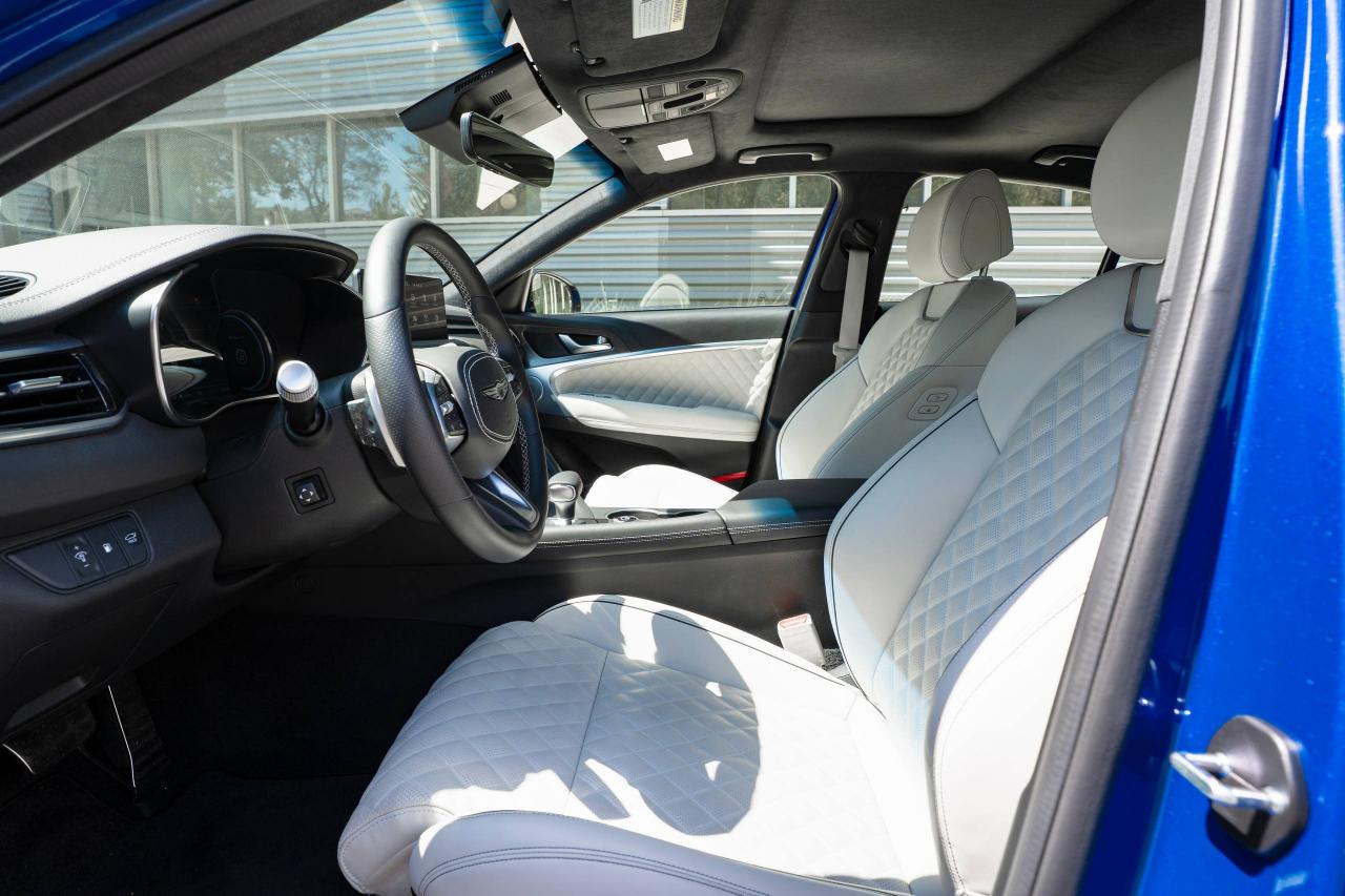 Genesis G70 3.3T 2025