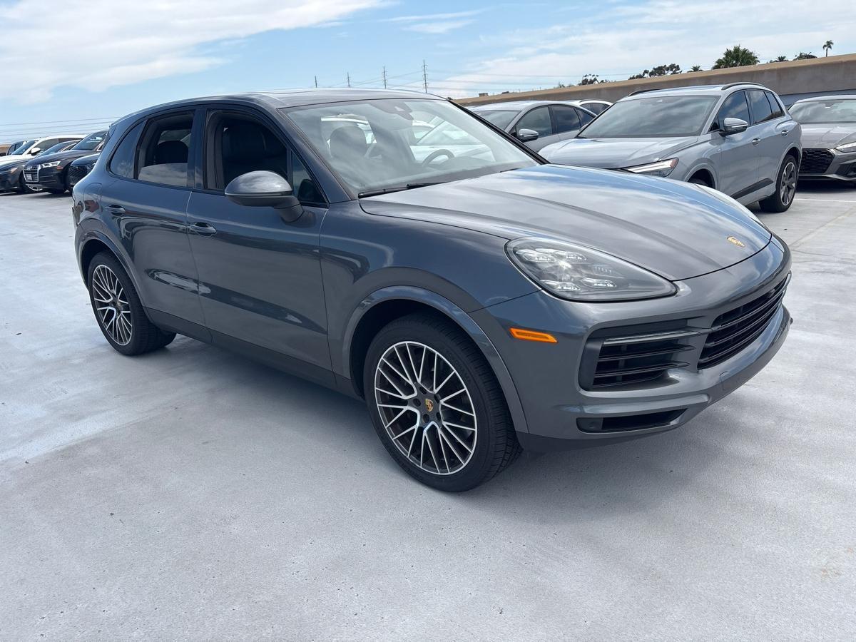 Porsche Cayenne  2021