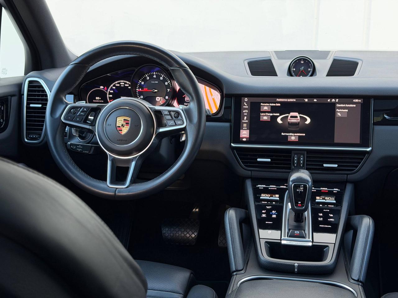 Porsche Cayenne  2021